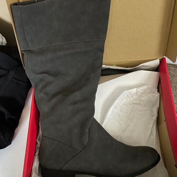 Style & Co. Shoes - NWT‼️Style & Co Kelimae ruched boot